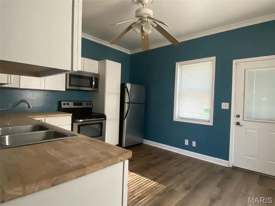 225 E Arlee Avenue, Saint Louis, MO 63125 - #3