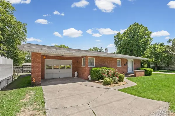 115 W 5th South Street, Mount Olive, IL 62069