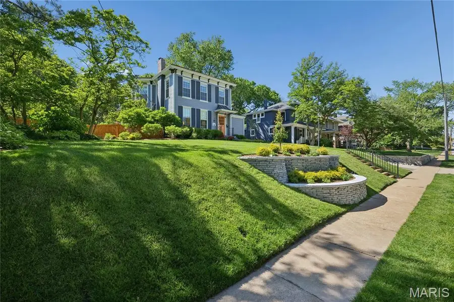 119 S Gore Avenue, Saint Louis, MO 63119 - #3