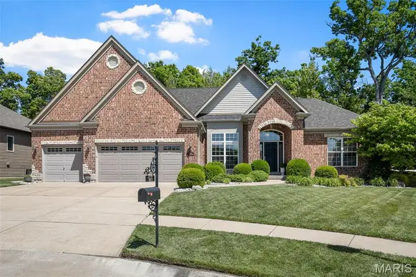 526 Elm Creek Drive, Wentzville, MO 63385