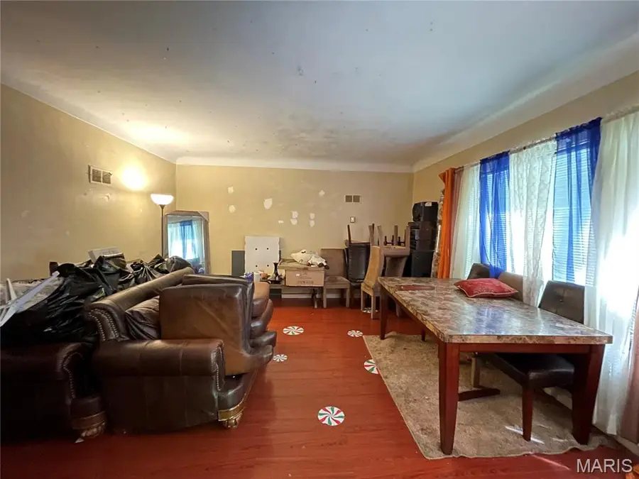3523 Elmhurst Drive, Saint Louis, MO 63121 - #3