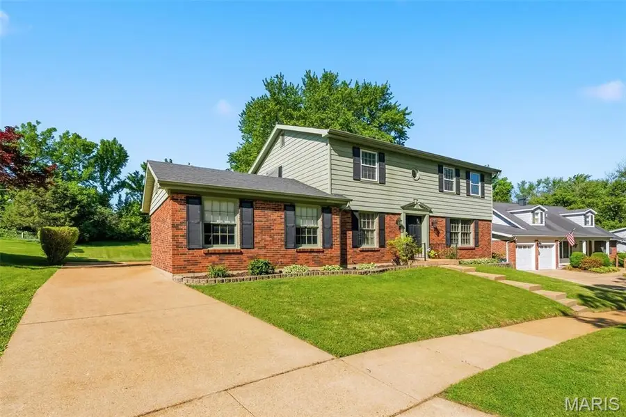 10246 Gregory Court, Saint Louis, MO 63128 - #2