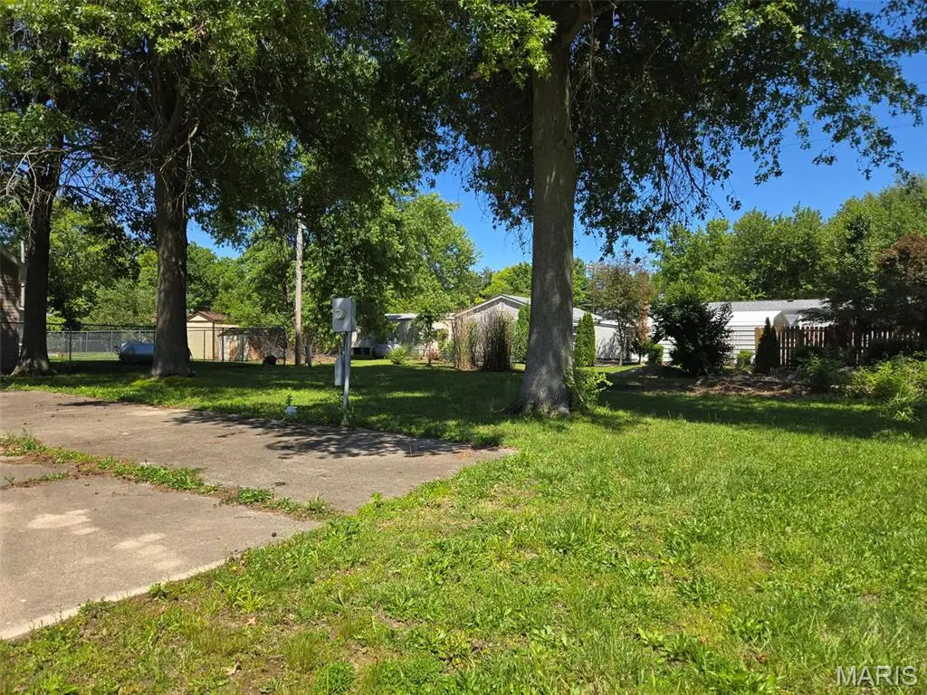 15914 Menzel Manor Drive, Carlyle, IL 62231 - #1