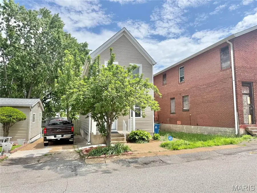 838 Wachtel Avenue, Saint Louis, MO 63125 - #2