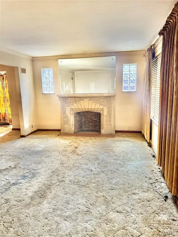 1615 Veronica Avenue, Saint Louis, MO 63147 - #3