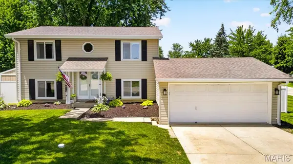 1301 Cave Springs Estate Drive, St Peters, MO 63376