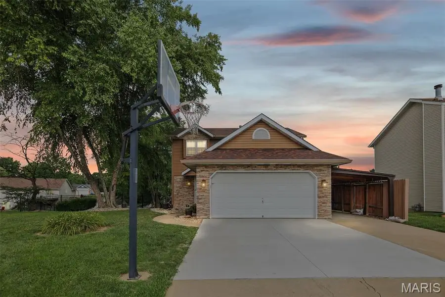 1009 Robert Drive, Maryville, IL 62062 - #2