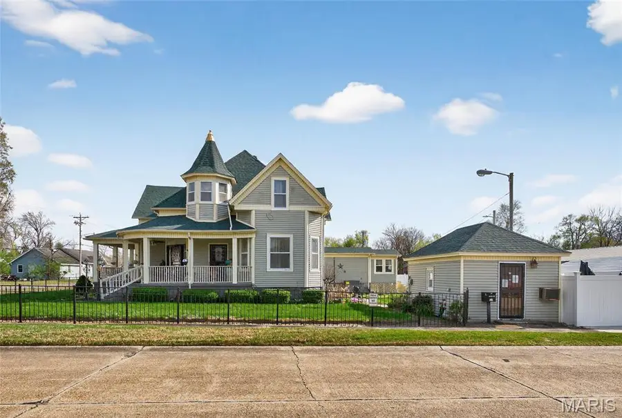 303 Dorothy Street, Sikeston, MO 63801 - #3