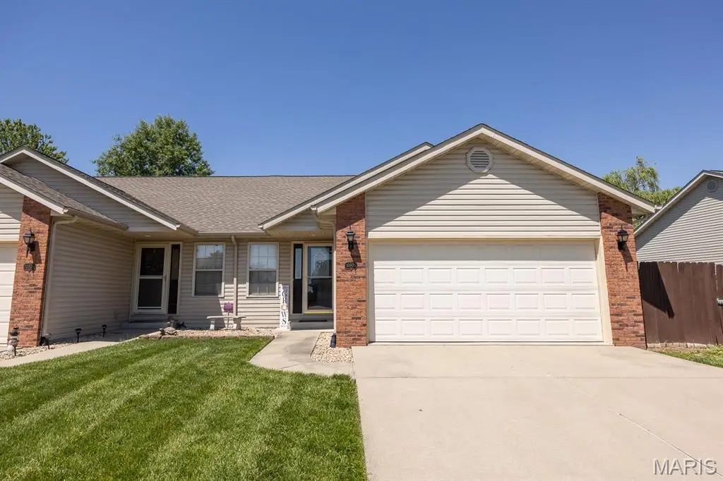 10926 Kentfield Drive, Lebanon, IL 62254 - #1
