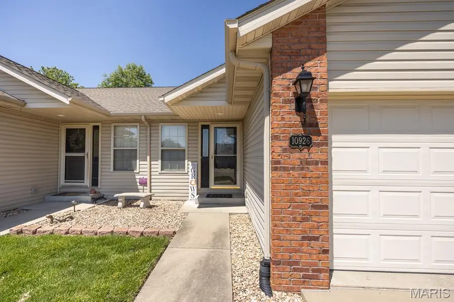 10926 Kentfield Drive, Lebanon, IL 62254 - #3