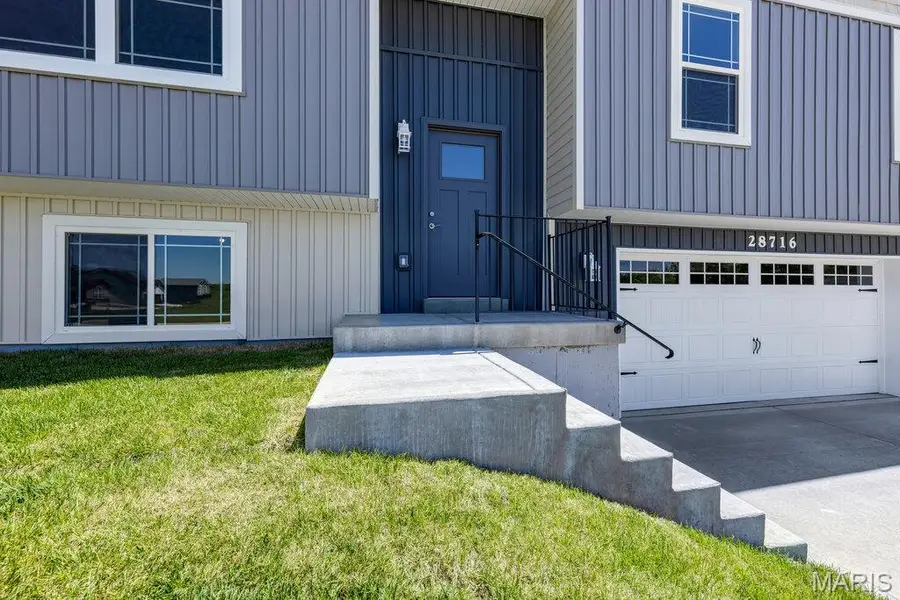 28716 Woodland Heights Drive, Warrenton, MO 63383 - #2
