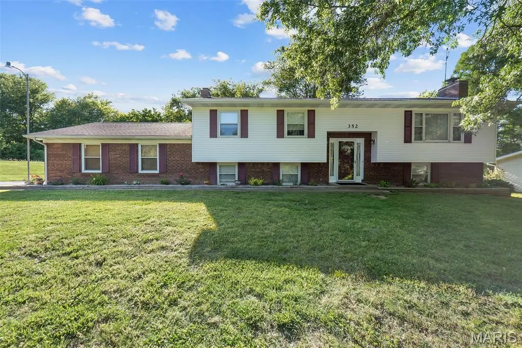 352 Rolling Hills Drive, Cape Girardeau, MO 63701 - #1