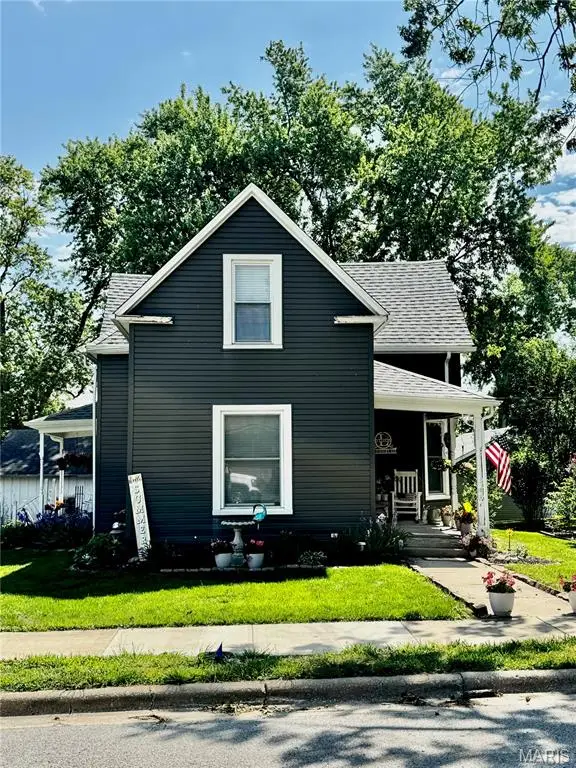420 Eastern Avenue, Greenville, IL 62246 - #1