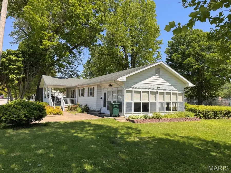 2800 S Carolina Street, Louisiana, MO 63353 - #2
