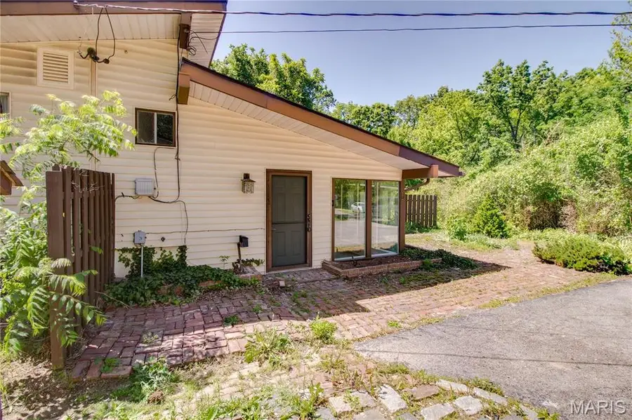 5014 Alicia Drive, Alton, IL 62002 - #2