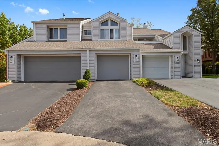 608 Highview Circle Drive, Ballwin, MO 63021 - #2