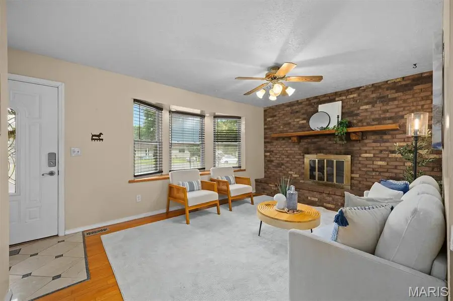 117 Stuart Street, Bethalto, IL 62010 - #3