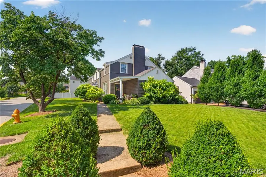 9324 Sonora Avenue, Saint Louis, MO 63144 - #2
