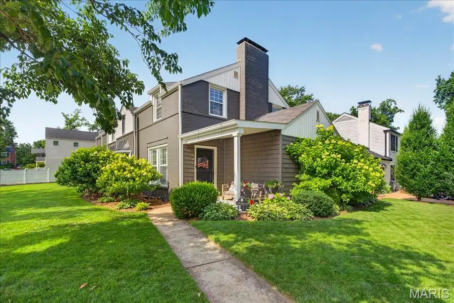 9324 Sonora Avenue, Saint Louis, MO 63144 - #3