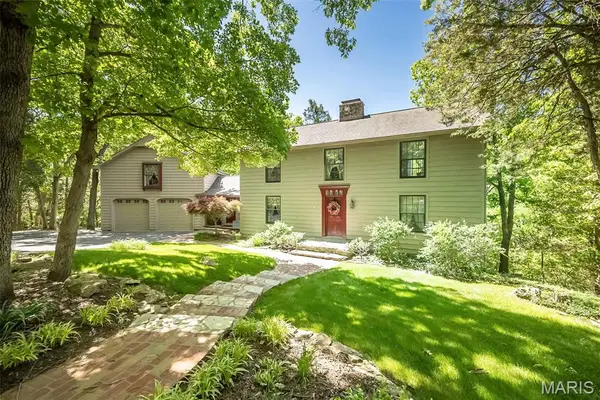 10 Ravinia Lane, Pacific, MO 63069
