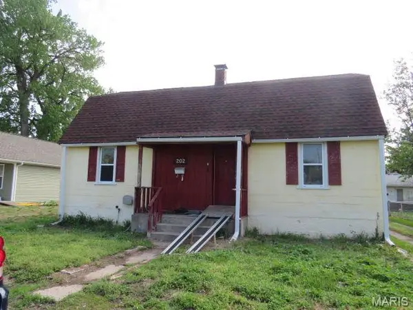 202 Washington Avenue, East Alton, IL 62024