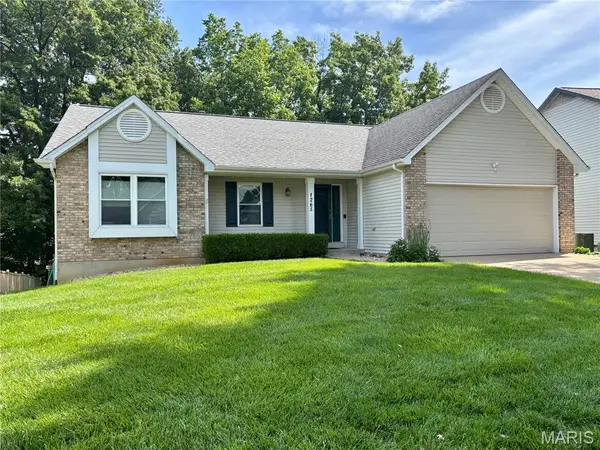 1265 Colby Drive, St Peters, MO 63376