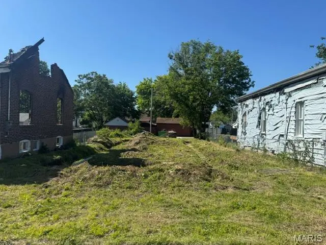 6820 Magnolia Avenue, Saint Louis, MO 63143 - #1
