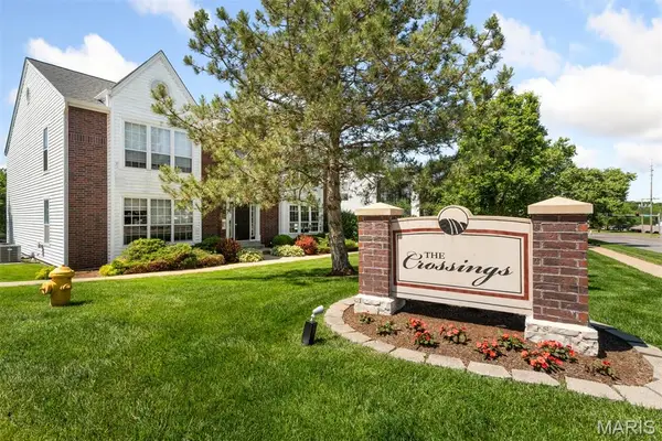 1311 Crossings Court #C, Ballwin, MO 63021