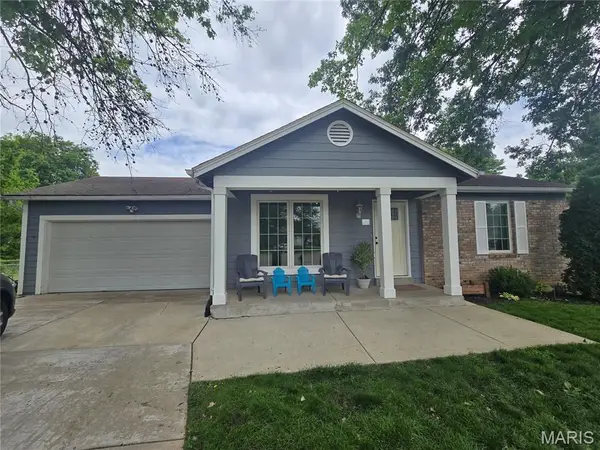 16 Saddleback Court, O'Fallon, MO 63368