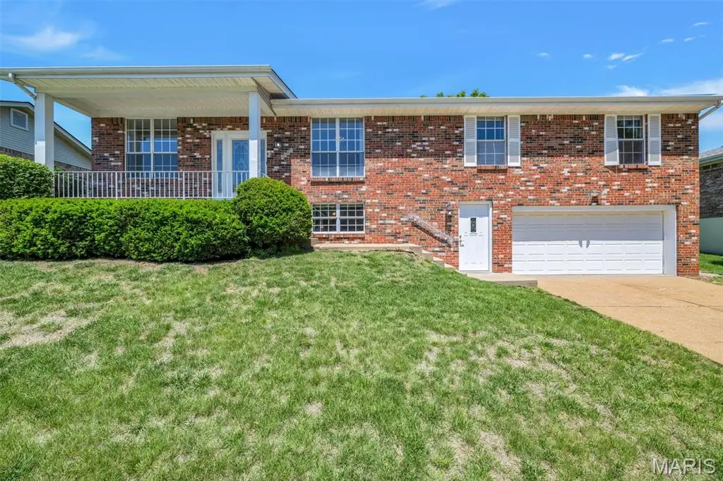 4863 Vermilion Drive, Saint Louis, MO 63128 - #1