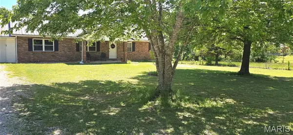 26184 Silver Lane, Waynesville, MO 65583