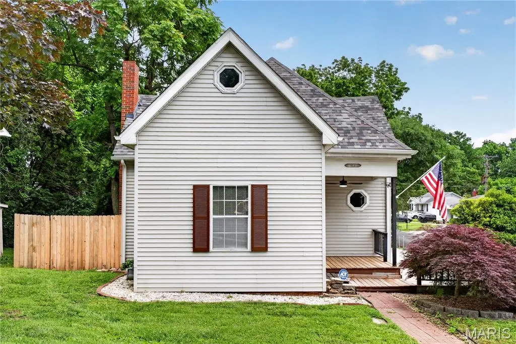 126 S Jefferson Avenue, Collinsville, IL 62234 - #1