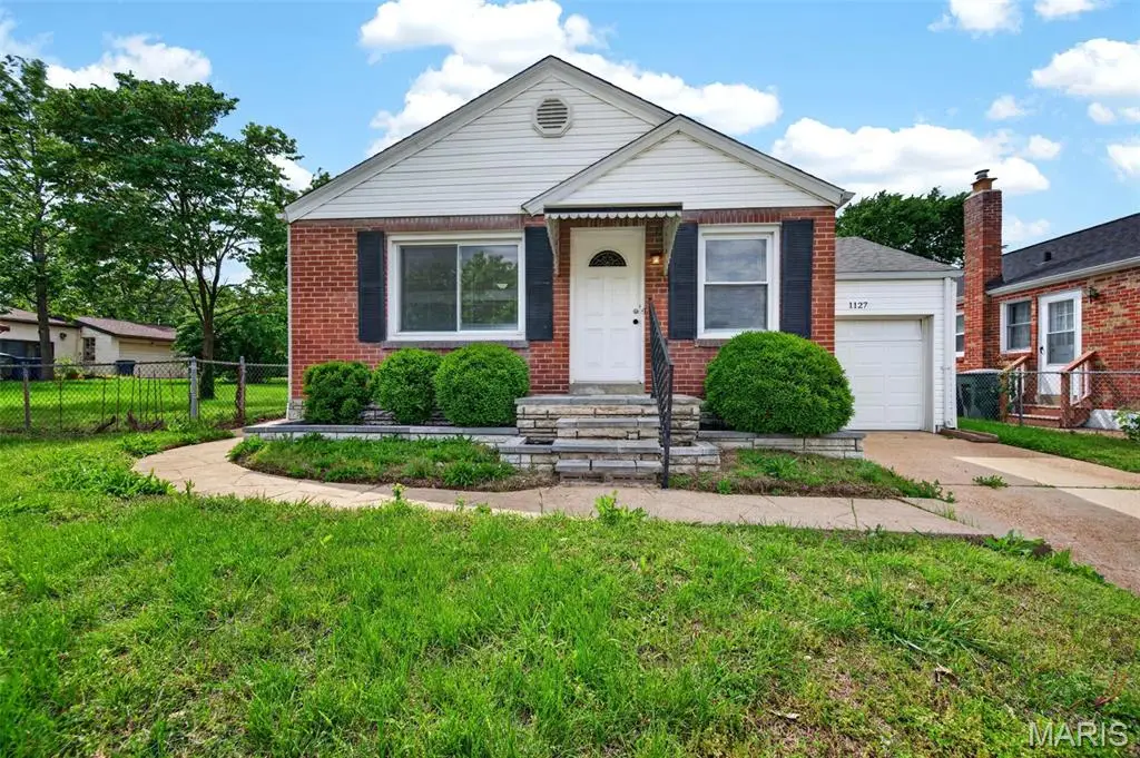 1127 Pembroke Drive, Saint Louis, MO 63119 - #1