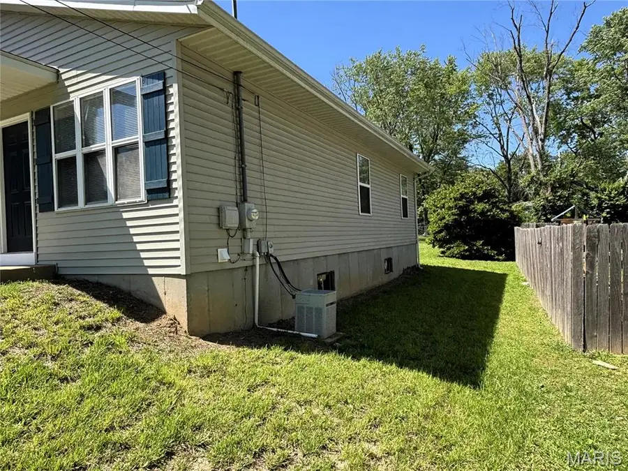 1275 Casey Avenue, Saint Clair, MO 63077 - #3