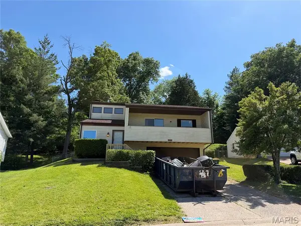 2042 Catlin Drive, Barnhart, MO 63012