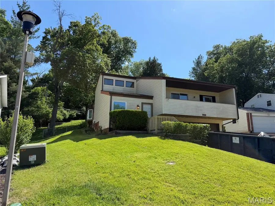 2042 Catlin Drive, Barnhart, MO 63012 - #2