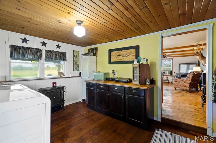 3616 County Road 2860, Moniteau, MO 65257 - #3