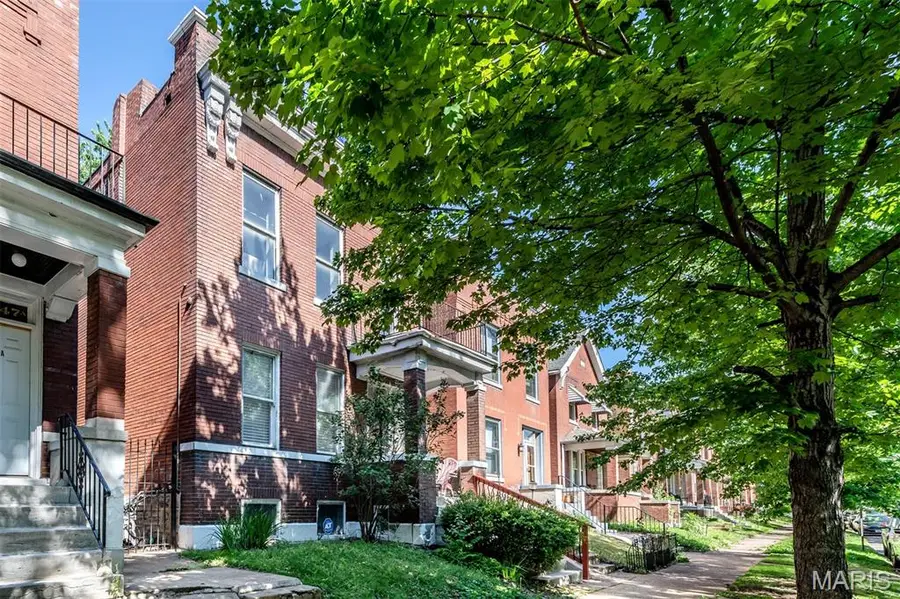3645 Minnesota Avenue, Saint Louis, MO 63118 - #2
