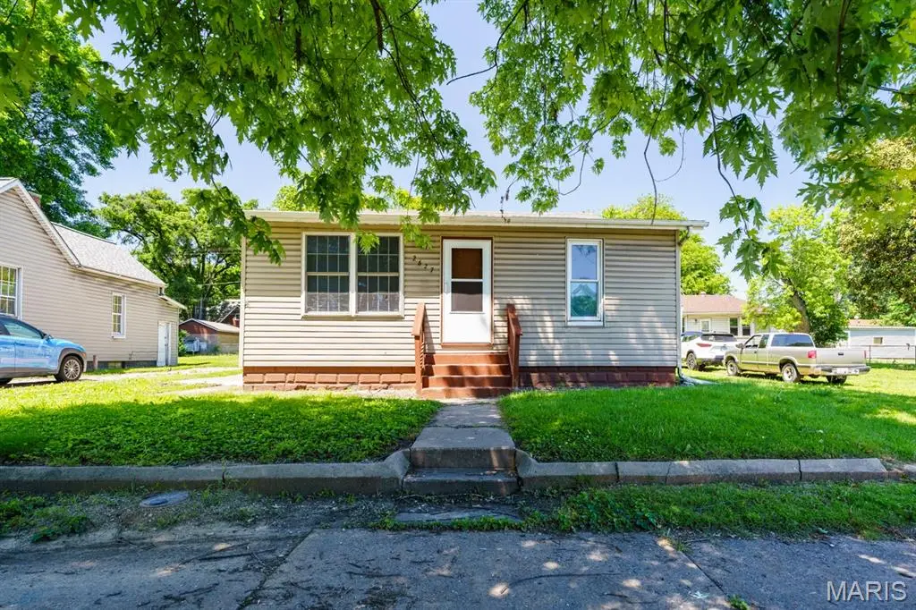 2627 Lincoln Avenue, Granite City, IL 62040 - #1