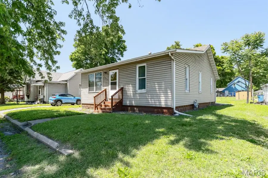 2627 Lincoln Avenue, Granite City, IL 62040 - #3