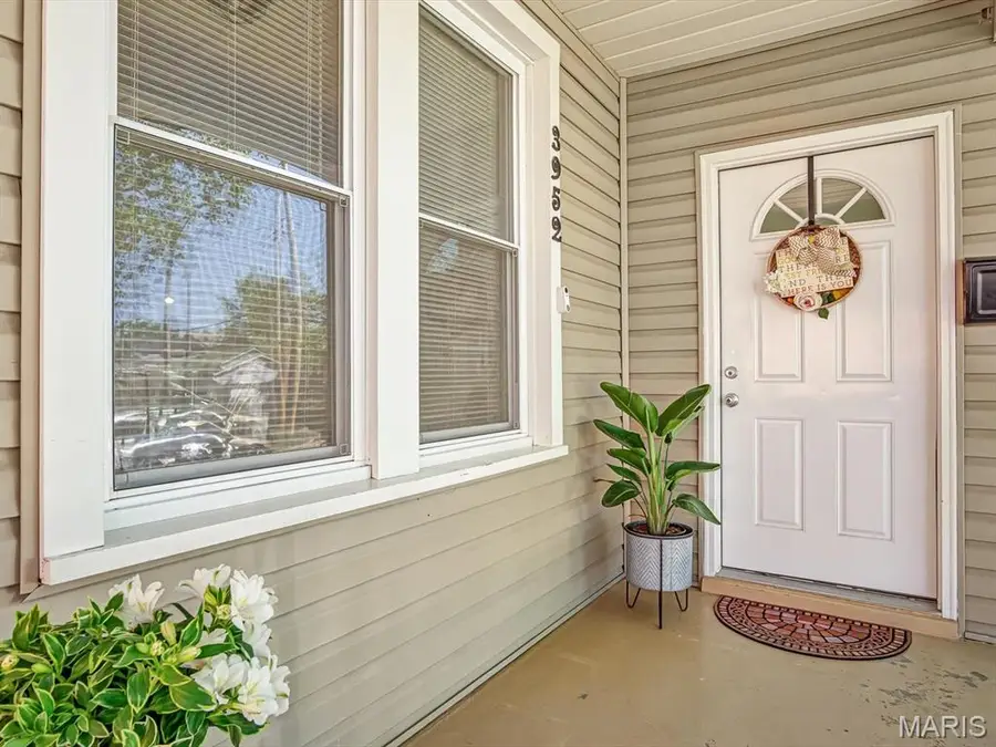 3952 Itaska Street, Saint Louis, MO 63116 - #3
