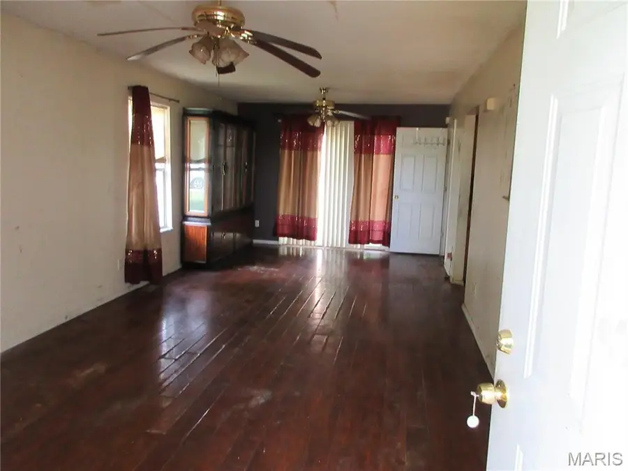 1433 Suttle Court, Cahokia, IL 62206 - #3