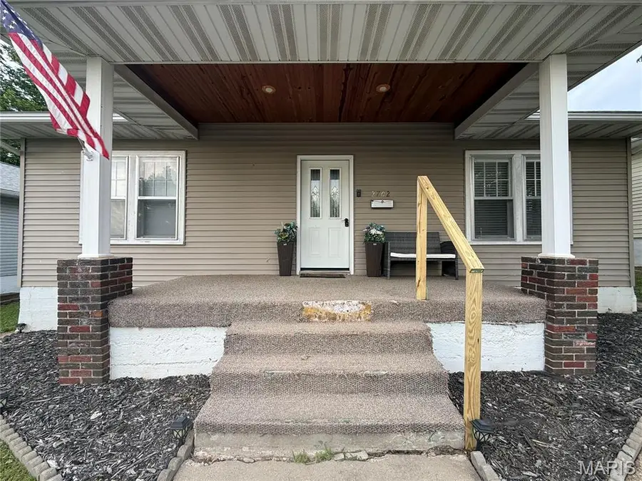 2702 Hubbard Street, Hannibal, MO 63401 - #2