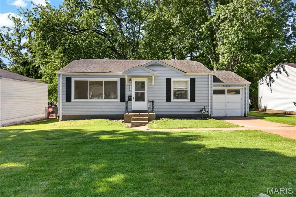 1236 Bliss Drive, Saint Louis, MO 63137 - #1