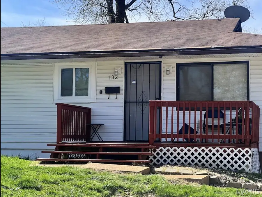 132 Glen Garry Road, Saint Louis, MO 63137 - #2