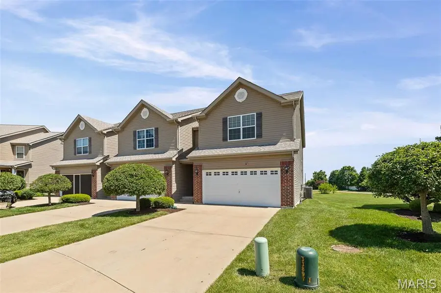 836 Harbor Woods Drive, Fairview Heights, IL 62208 - #3