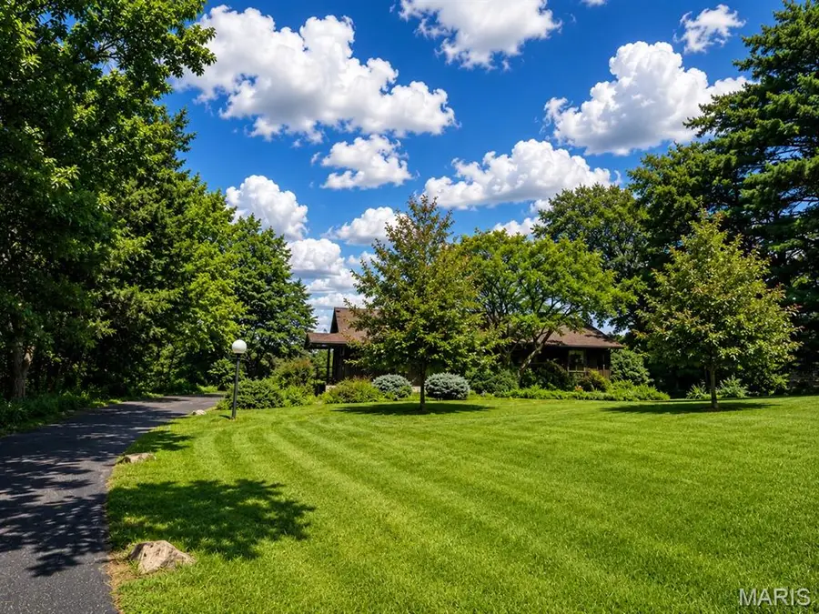 505 Taylor Young Drive, Kirkwood, MO 63122 - #3