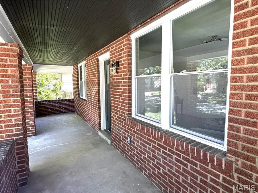 1836 N Church Street, Belleville, IL 62221 - #3