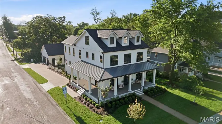 530 S Clay Avenue, Kirkwood, MO 63122 - #3