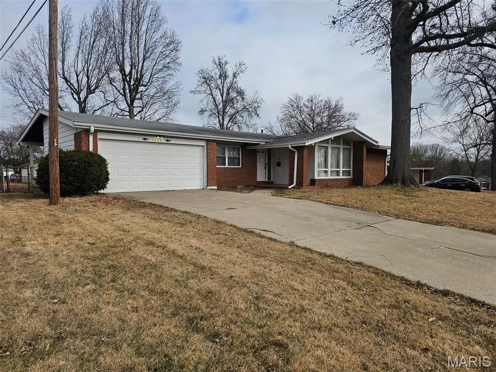 1460 Tremont Drive, Florissant, MO 63033 - #1
